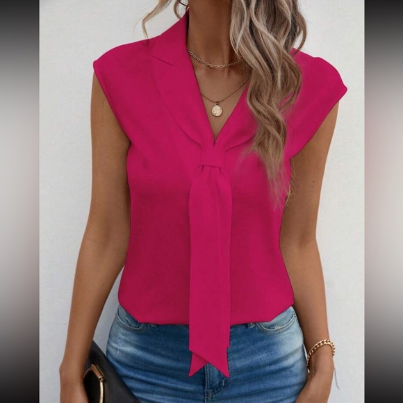 Luxe sleeveless blouse - Picture 9 of 16